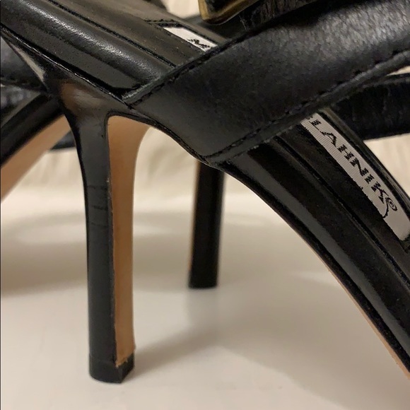 Manolo Blahnik AUTHENTICATED Black T Strap Open Toe Sandals - Picture 8 of 16